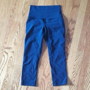 Lululemon Navy Blue Legging Capris